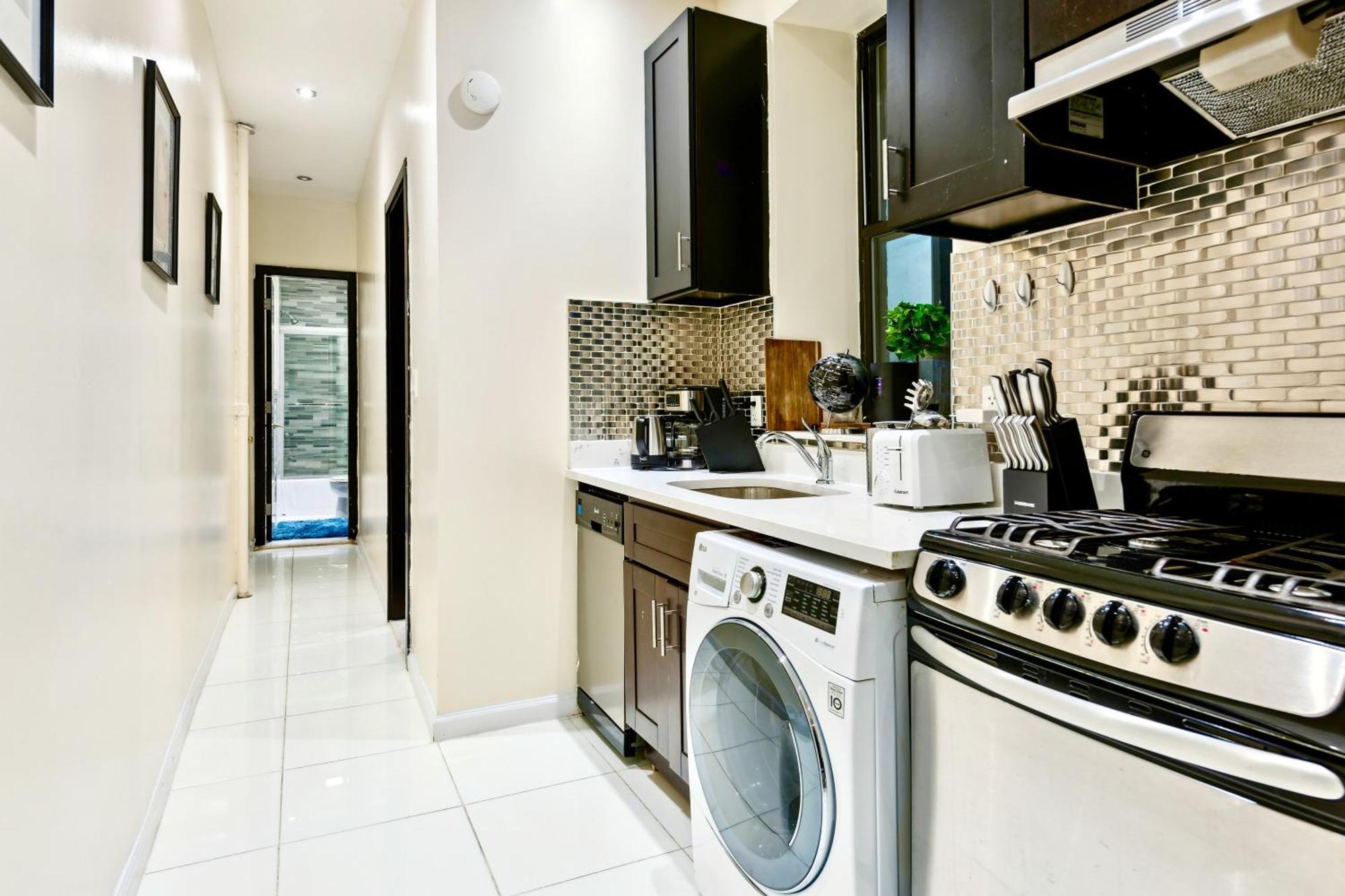 Central & Cozy 2 Bd Apt In Manhattan 뉴욕 외부 사진